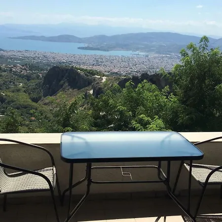 度假居 παραδοσιακό πηλιορείτικο σπίτι με υπέροχη θέα 沃洛斯阿诺